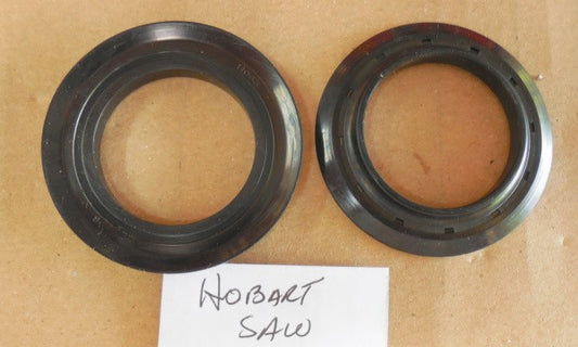 Upper Shaft Seal for Hobart 5514 & 5614 Saws. Replaces 103178