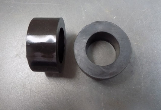 2 Rail Bumpers for Berkel 807 & 817 Slicers. Replaces 3275-00046.